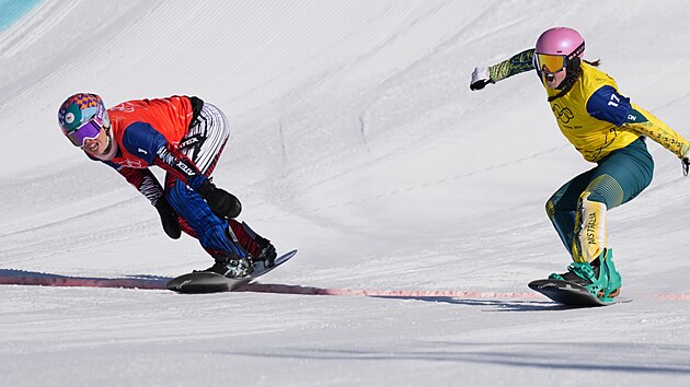Eva Adamczykov� vybojovala ve snowboardcrossu olympijsk� st��bro. (13. �nora...