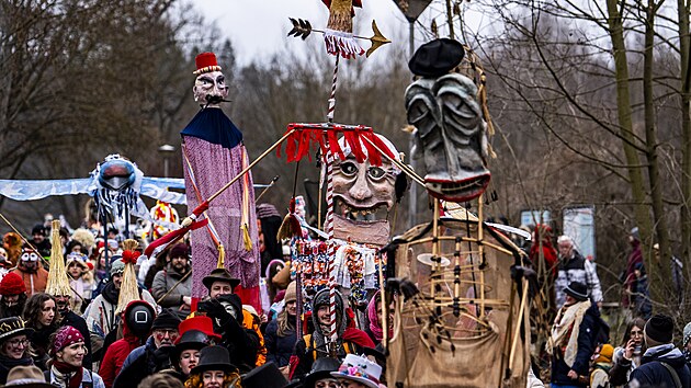Oslavy masopustu v Roztokách u Prahy. (14. února 2026)