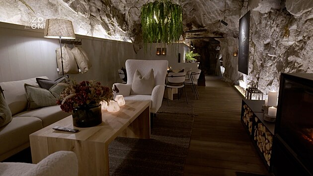 Jak se z tunelu ve skále d�lá chata