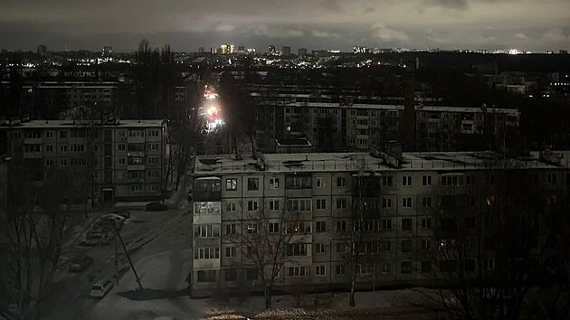 �dery ukrajinsk�ch dron� zanechaly ��st m�sta Brjansk bez elekt�iny a tepla. (16. �nora 2026)