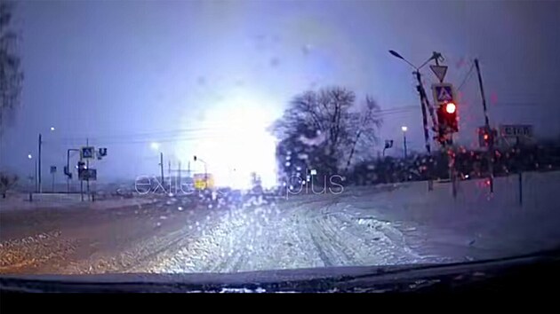 �dery ukrajinsk�ch dron� na elektr�rnu v Brjansku (8. �nora 2026)