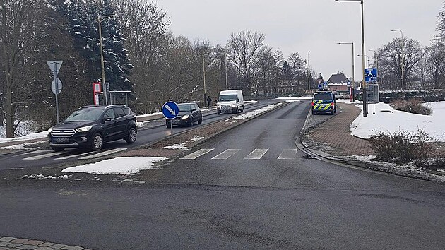 P�echod u kruhového objezdu pod nemocnicí v �eské Líp�, kde auto srazilo dívku....
