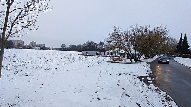 Na pardubick� Ciheln� vznik� nov� tenisov� are�l. Developer cht�l vedle postavit hotel, co� mu ��ady nepovolily. (9. �nora 2026)