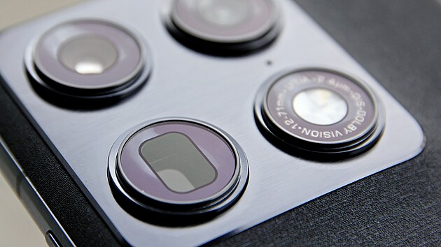Motorola Signature