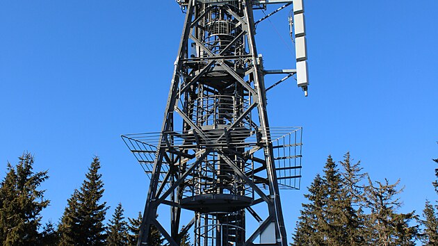 Rozhledna Panorama vznikla ze sloupu p�vodn� lanovky.