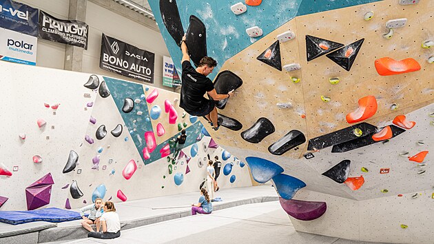 Lezecké centrum Hangar pro bouldering