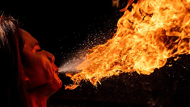 Oslavy ��nsk�ho nov�ho roku v Manile na Filip�n�ch