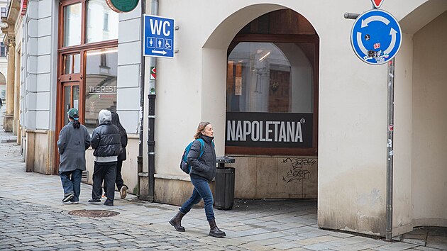 Ve�ejn� toalety jsou lidem v Olomouci k dispozici nap��klad v centru v Pavel��kov� ulici u Horn�ho n�m�st�.