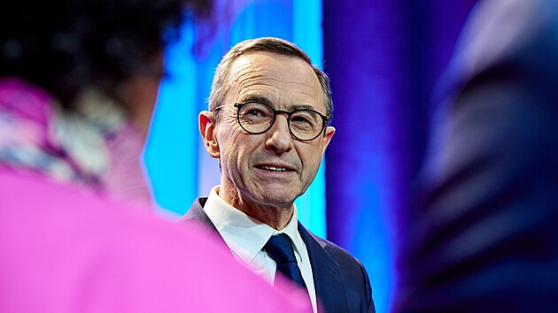 B�val� francouzsk� ministr vnitra Bruno Retailleau ozn�mil kandidaturu na prezidenta v roce 2027. (12. �nora 2026)