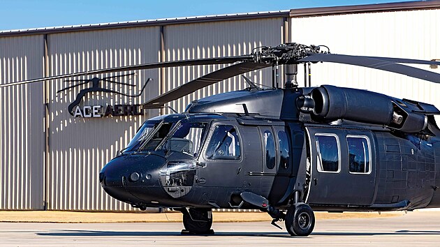 Vrtuln�k UH-60L Black Hawk