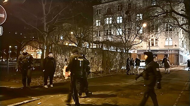 Policie zasahuje v ulici Tusarova po nahl�en� poty�ce n�kolika lid�. (17. �nora 2026)