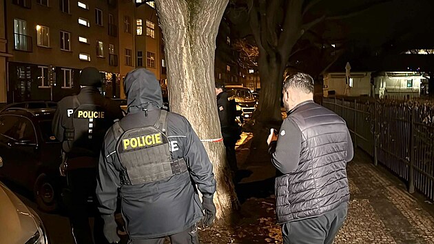 Policie zasahuje v ulici Tusarova po nahl�en� poty�ce n�kolika lid�. (17. �nora 2026)
