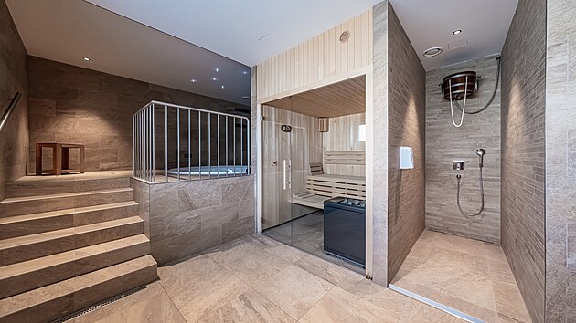 Vrchlab� � Ho�ej�� Vrchlab�, okres Trutnov