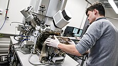 Zájemců o studium fyziky na VUT přibylo, poptávku firem přesto škola neuspokoj�­