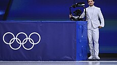 Jordan Cowan na ZOH Milán-Cortina 2026. Stal se prvním kameramanem v historii...