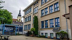 Základní �kola a mate�ská �kola na Novém Hradci Králové