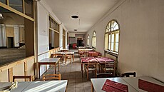 Restaurace p�ilehlá ke spole�enskému sálu v areálu Schichtových závod� na...