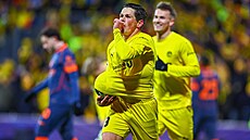 Sondre Fet z Bodö/Glimt oslavuje sv�j gól Interu Milán.