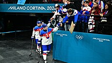 Hokejisté Slovenska nastupují na zápas proti �védsku.