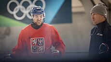 �eský obránce Jan Rutta s grimasou ve tvá�i b�hem tréninku na olympijských...