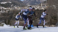 Francouzský b�ec Mathis Desloges po dojezdu skiatlonu na olympijských hrách v...