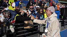 Francouzský b�ec Mathis Desloges po dojezdu skiatlonu na olympijských hrách v...