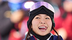 Chloe Kimová ze Spojených stát� sout�í b�hem kvalifikace �en ve snowboardingu...