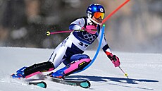 Martina Dubovská v akci b�hem slalomu �en. (18. února 2026)