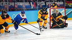 Milo� Kelemen ze Slovenska v akci s Leonem Gawanke z N�mecka. (18. února 2026)