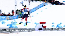 Johannes Lamparter z Rakouska  b�hem individuálního závodu severské kombinace,...