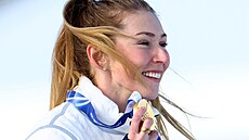 Ly�a�ka Mikaela Shiffrinová se stala olympijskou �ampionkou ve slalomu. (18....