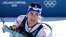 Lucie Charvatová z �eské republiky v akci b�hem stíhacího závodu �en na 10 km....