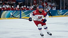 Ond�ej Ka�e (73) v souboji se �výcarskem. (15. února 2026)