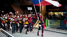 Slavnostní zahájení XXV. zimní olympiády v Itálii. �e�i nastoupili na �ty�ech...