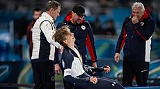 Rychlobrusla� Metod�j Jílek po vít�zném olympijském závod� na 10 000 metr� (13....