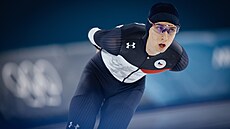 Rychlobrusla� Metod�j Jílek b�hem vít�zného závodu na 10 000 metr� (13. února)