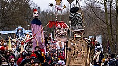 Oslavy masopustu v Roztokách u Prahy. (14. února 2026)