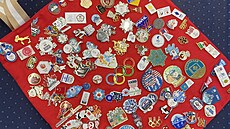 Olympijská ta�ka sourozenc� Mrázkových, kterou vyu�ili na odzná�ky.