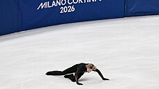 Ilia Malinin p�i jednom ze svých pád� ve volné jízd�.