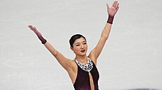 Kaori Sakamotová zdraví diváky po svém posledním závod� v karié�e.