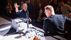 Slovácké divadlo v Uherském Hradi�ti za�alo zkou�et p�edstavení S tebou m� baví...