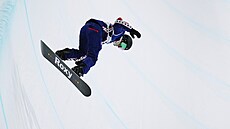 Snowboardistka Chloe Kimová jedoucí finále U-rampy. (12. února 2026)
