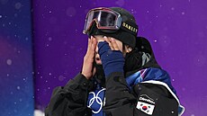 Choi Ga-onová z Ji�ní Koreje po své úsp�né jízd� ve finále U-rampy. (12. února...