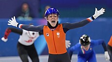 Rychlobrusla�ka Xandra Velzeboerová z Nizozemska je vít�zkou na trati 500...