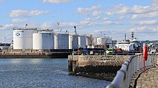 Ropa p�inesla v minulosti skotskému m�stu Aberdeen nebývalý r�st. (11. února...