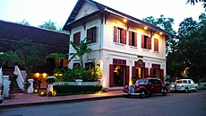 �adu budov ve m�st� postavili Francouzi v dob� koloniální éry. V sou�asné dob�...