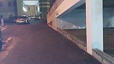 K poty�ce a loupe�i fanou�kovského vybavení do�lo na parkovi�ti nedaleko...