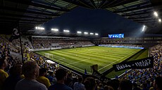 Stínadla 2.0, vizualizace p�estav�ného fotbalového stadionu v Teplicích,...