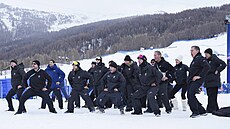 �lenové novozélandské výpravy oslavili bronzový medailový úsp�ch Lucy...