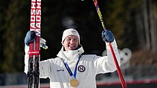 Nor Johan-Olav Botn, zlatý medailista z individuálního závodu biatlonist�.